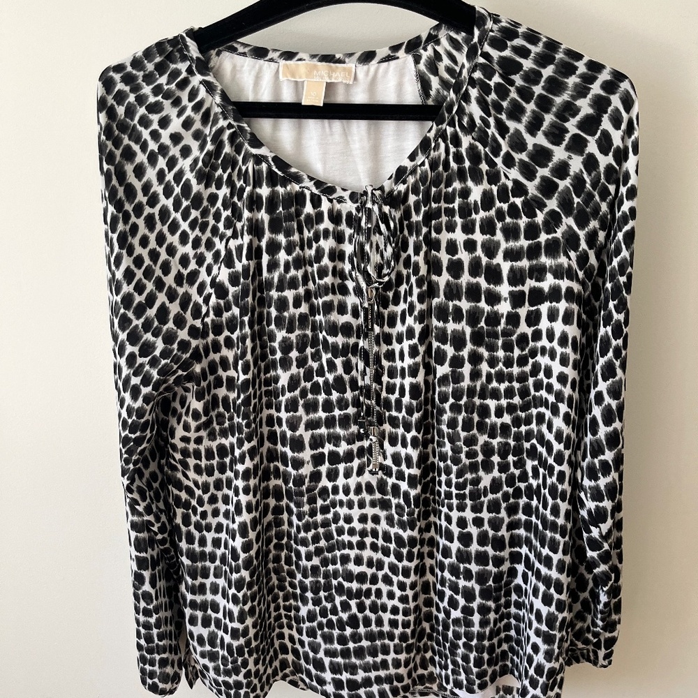Michael kors 1/4 zip tie front tunic size 10